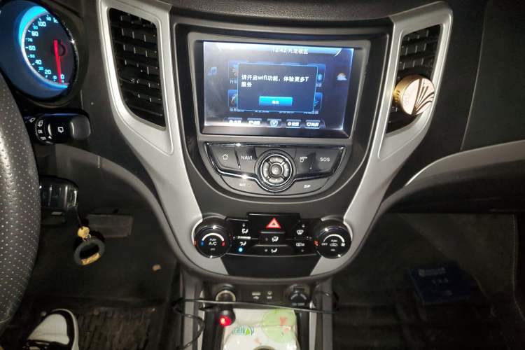 Used Changan CS35 2015 1.6L Automatic Luxury Model China IV Standard