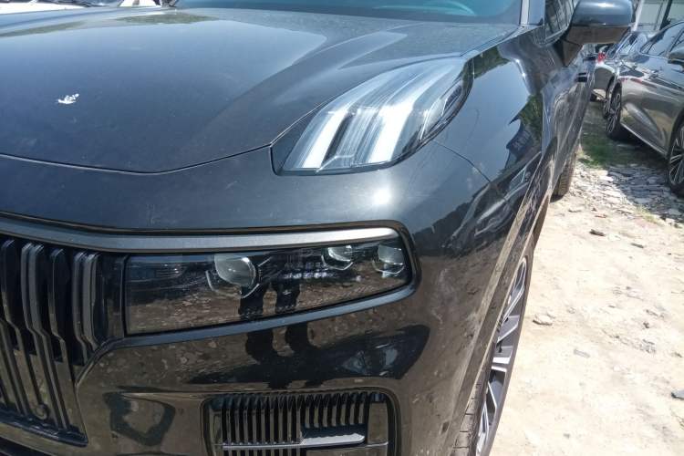 Used Lynk & Co 09 2021 2.0T Halo Six-Seater