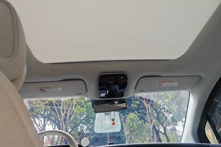 Used Mercedes-Benz EQE SUV 2024 350 4MATIC Luxury Edition Headliner