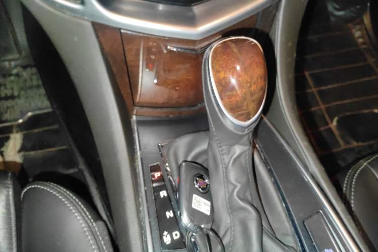 Used Cadillac SRX 2015 3.0L Elite Model