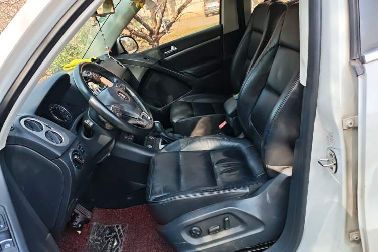 Used Volkswagen Tiguan L 2015 1.8TSI Automatic Two-Wheel Drive Luxury Model