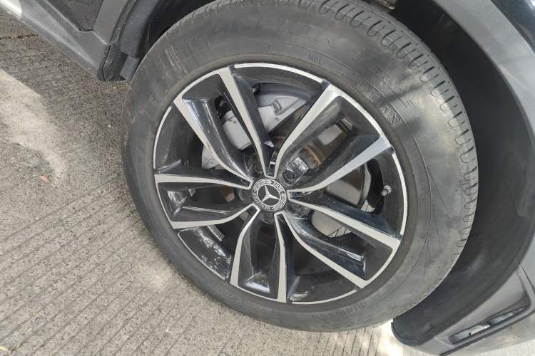 Used Mercedes-Benz GLC 2022 Second Facelift GLC 260 L 4MATIC Luxury Edition
