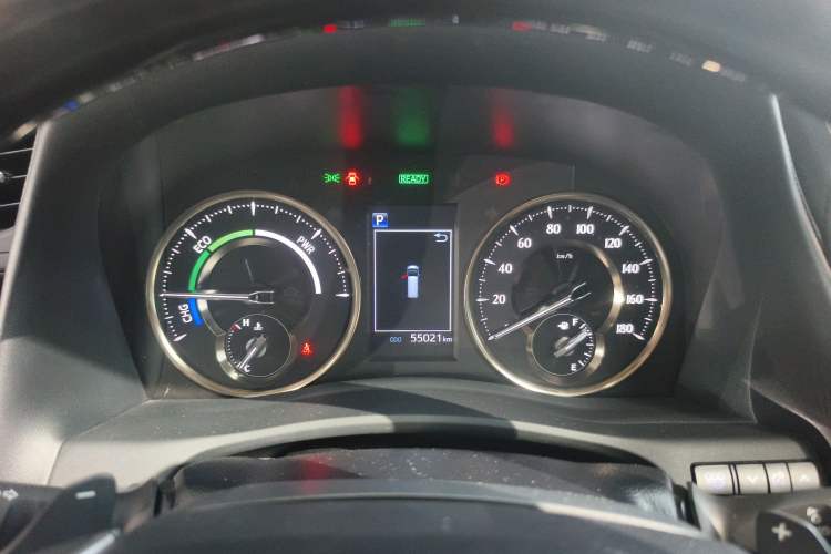 Used Toyota Vellfire 2023 Crown Dual-Engine 2.5L HV Prestige Edition
