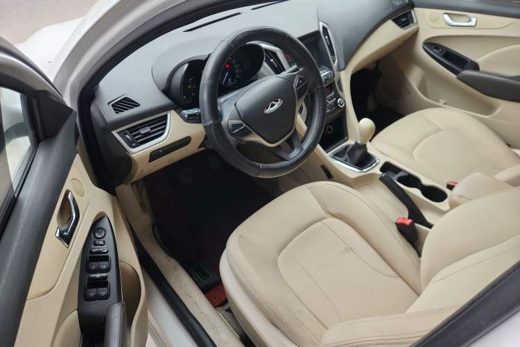 Used Chery Arrizo 7 2014 1.6L Manual ZhiCheng Edition