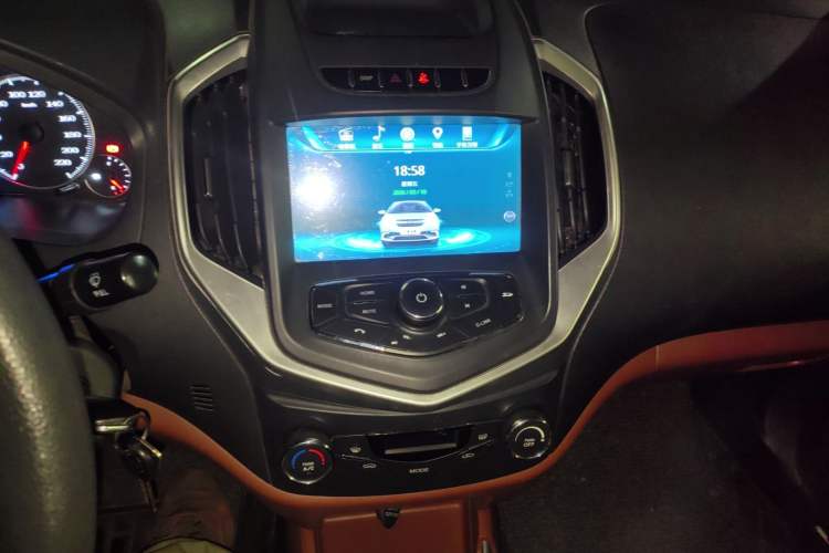 Used Geely Auto Diamond 2016 1.5L Manual Elite Edition