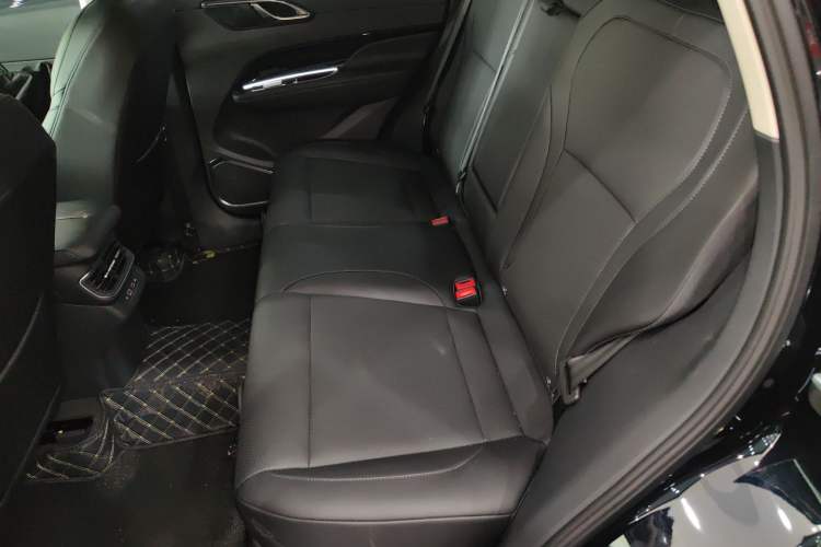 Used Hongqi HS3 PHEV 2025 Model 117km Jingwei Edition Left Rear Seat