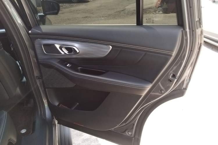 Used GAC Trumpchi GS8 2022 Flagship Series 2.0 TGDI Two-Wheel-Drive Prestige Edition (7 Seats)