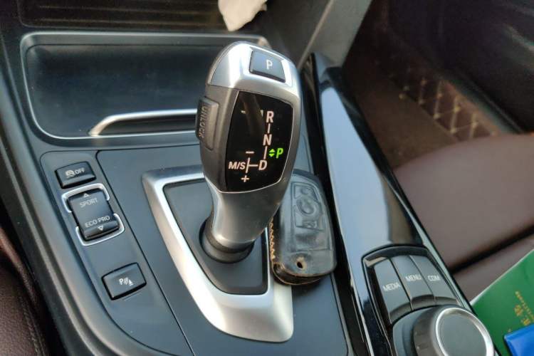 Used BMW 3 Series 2018 320Li Fashion Model
