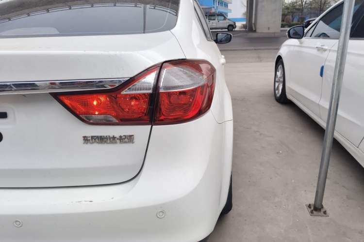 Used Kia K3 2016 1.6L Automatic with Sunroof