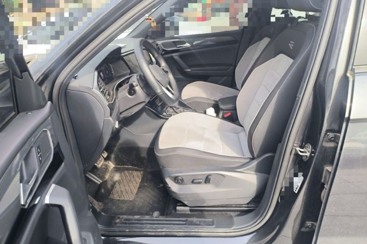 Used Volkswagen Tayron 2022 380TSI Four-Wheel Drive R-Line Connected Version Left Front Seat