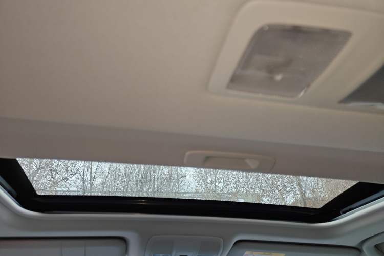 Used Mazda Atenza 2017 2.0L Blue Sky Luxury Edition
