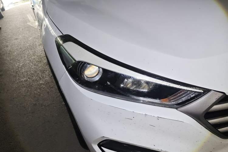 Used Hyundai Tucson 2015 1.6T Dual-Clutch Two-Wheel-Drive Smart Model
