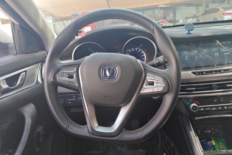 Used Changan Eado 2018 High-Energy Edition 1.6L GDI Manual Pioneer Model China V Standard
