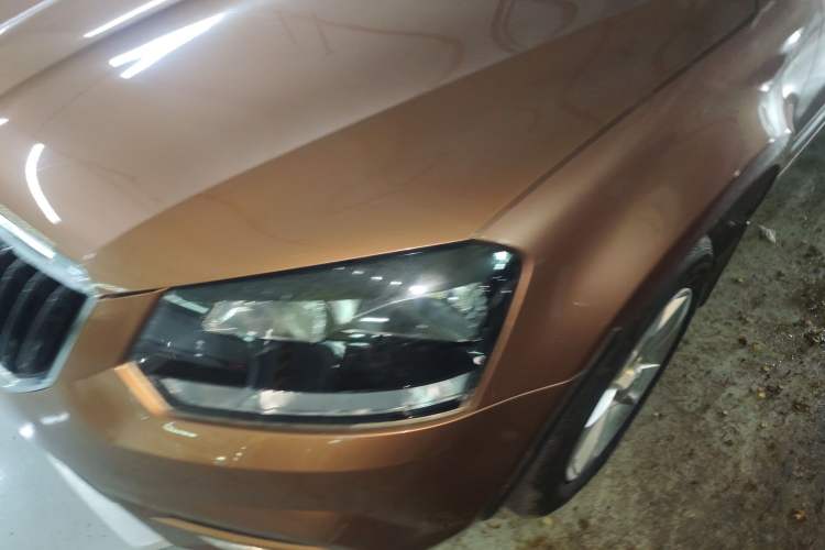 Used Skoda Yeti 2016 1.4TSI DSG Advanced Edition Left Front Headlight