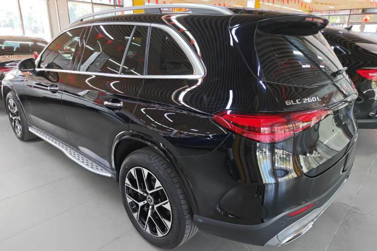 Used Mercedes-Benz GLC 2023 GLC 260 L 4MATIC Luxury 7-Seater