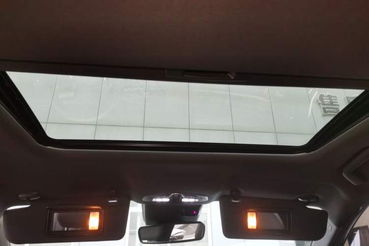 Used GAC Trumpchi EMPOW 2023 270T DCT J16 Version