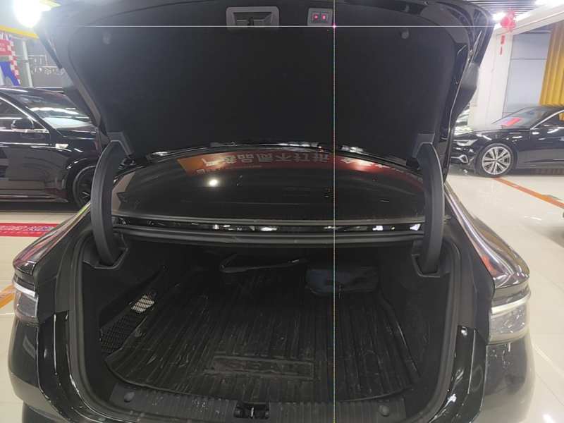 Used BYD Seal 2023 DM-i 1.5T 121km Prestige Model — 18