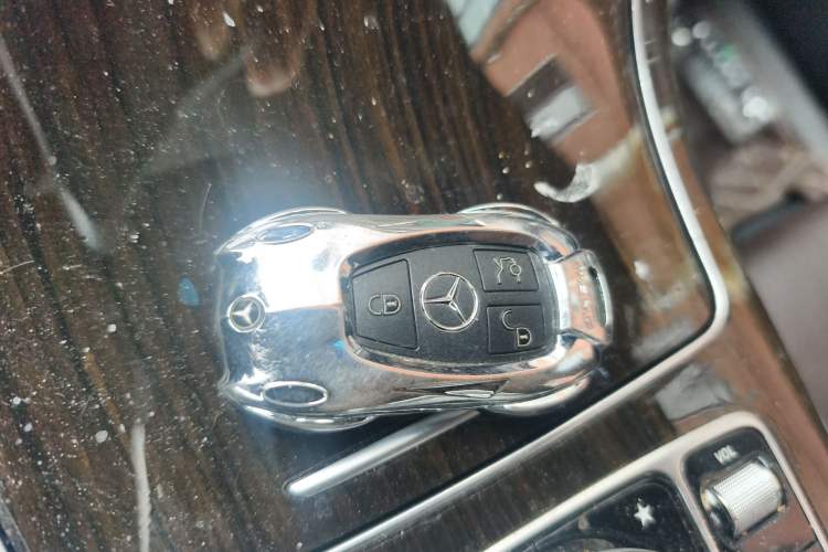 Used Mercedes-Benz GLC 2019 GLC 260 L 4MATIC Luxury Model
