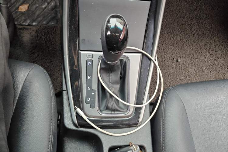 Used Hyundai Elantra (5th Generation / Langdong) 2013 1.6L Automatic Leading Model