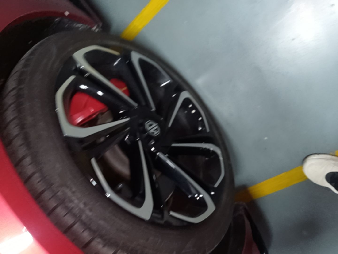 MG Cyberster 2024 580 km Ultra-Long Range Version — снимка 10