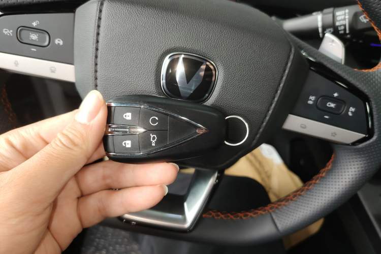 Used Changan UNI-V 2024 1.5T Prestige Sport Edition
