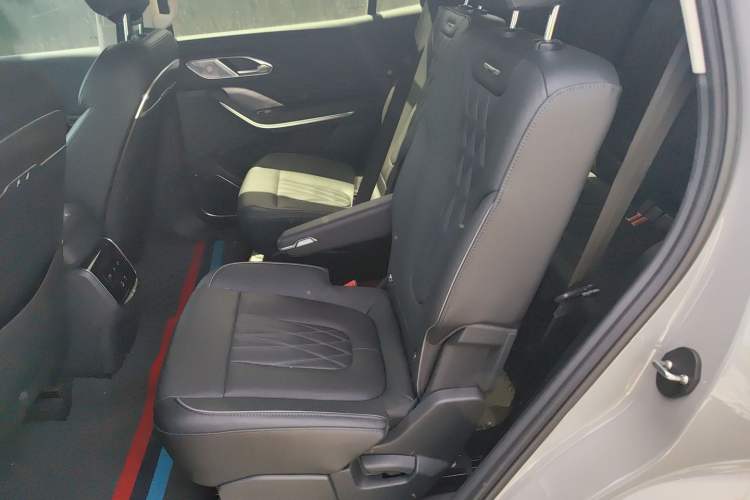 Used Hongqi HS7 PHEV 2024 2.0T PHEV Four-Wheel Drive Flagship Edition 6 Seats
