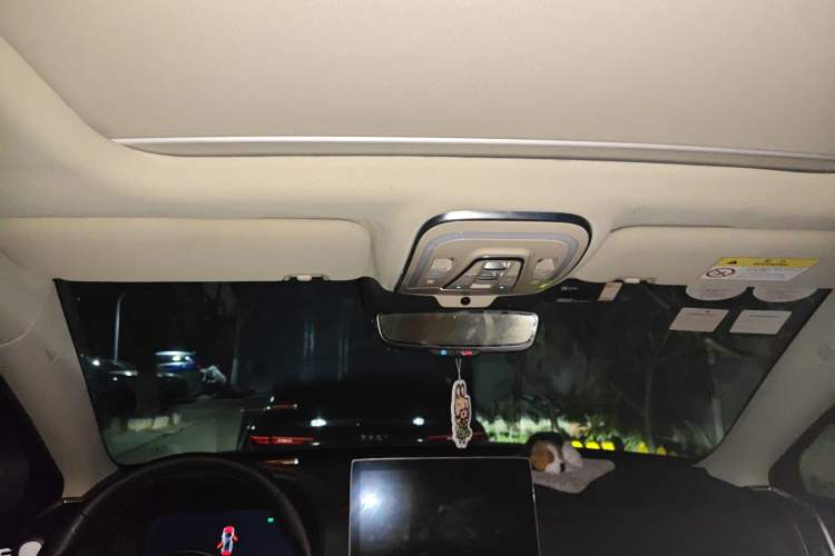 Used BYD Tang New Energy 2018 DM 2.0T All-Wheel Drive Smart Connectivity Luxury Model 7 Seats China V Emission Standard