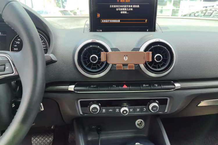 Used Audi A3 2017 Sportback 35 TFSI Style Edition Audio And AC Panel