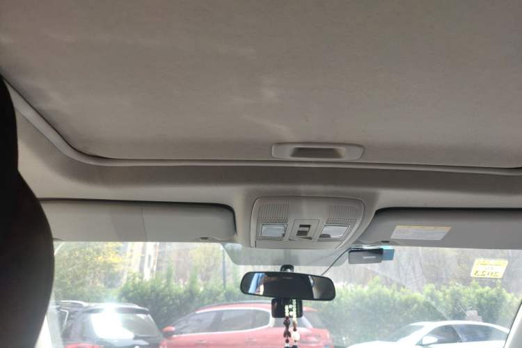 Used Mazda CX-5 2015 2.0L Automatic Two-Wheel Drive Urban Version Headliner