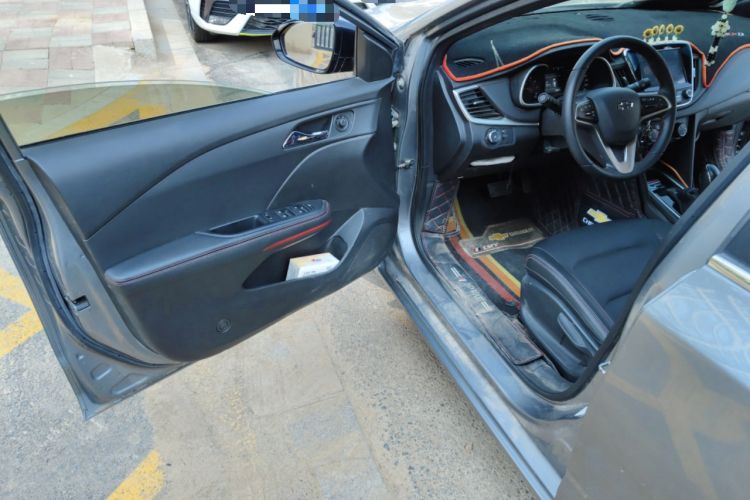 Used Chevrolet Monza 2019 RS 330T Automatic Comfort Edition China VI Standard Driver Seat