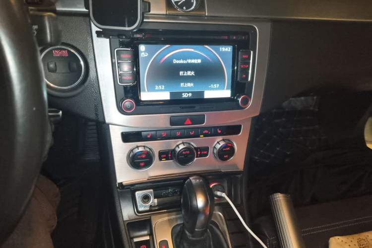 Used Volkswagen FAW-Volkswagen CC 2015 2.0 TSI Luxury Model
