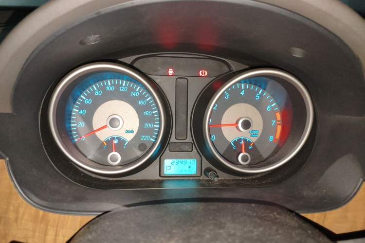 Used Buick Excelle 2015 1.5L Automatic Classic Model Instrument Cluster
