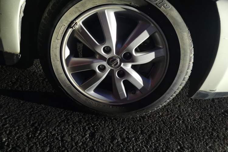 Used Nissan Tiida 2008 1.6L Automatic Smart Version
