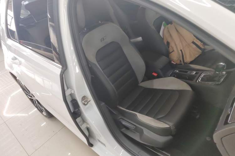 Used Volkswagen Golf 2019 280TSI DSG R-Line China VI Standard
