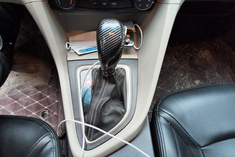 Used Buick GT 2016 15N Automatic Entry-Level Trim Gear Lever