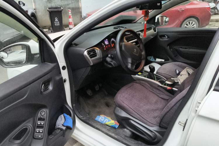 Used Peugeot 301 2018 1.6L Manual Comfort Edition Driver Seat