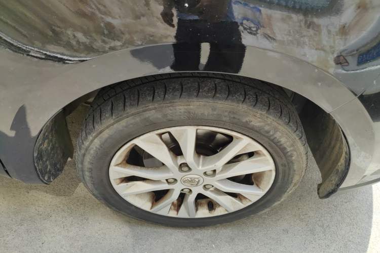 Used Baojun 730 2016 Revised 1.5L Manual Standard Version 7 Seats China V Emission Standard
