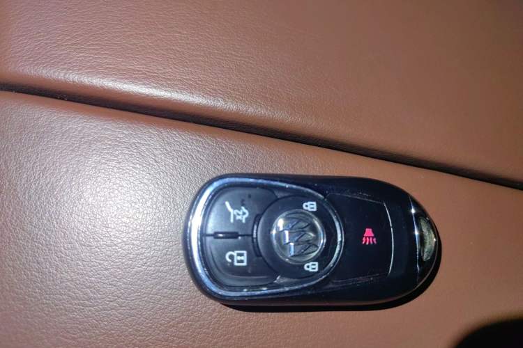 Used Buick Envision 2017 28T Four-Wheel Drive Luxury Model