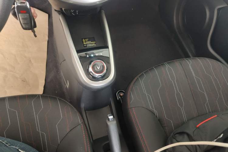 Used CHANGAN OSHAN Benni E-Star 2021 National Edition Xin Yue Version Lithium-Ion Battery Gear Lever