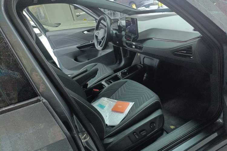 Used Volkswagen ID.3 2024 Outstanding Edition
