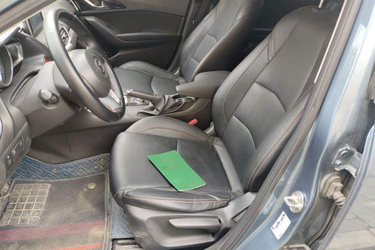 Used Mazda 3 Axela 2014 Sedan 1.5L Automatic Comfort Model Left Front Seat