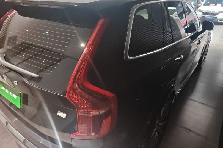 Used Volvo XC90 New Energy 2022 E-Drive Hybrid T8 Luxury Flagship 7-Seater
