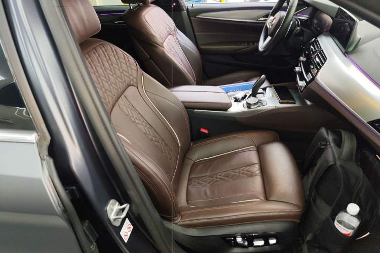 Used BMW 5 Series 2020 540i Sport Line M Sport Package Right Front Seat