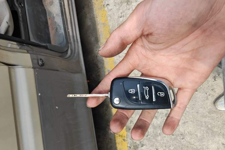 Used FORTHING Lingzhi 2017 M3L 1.6L 7-Seater Comfort Model
