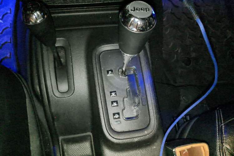 Used Jeep Wrangler 2015 3.6L Rubicon Four-Door Comfort Edition
