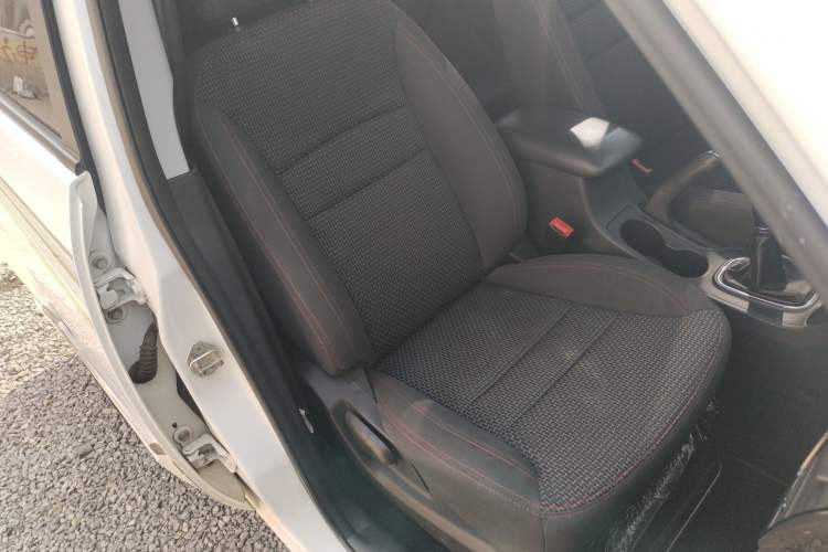 Used Chery Tiggo 3 2020 Million Global Edition 1.5L Manual Fashion Model