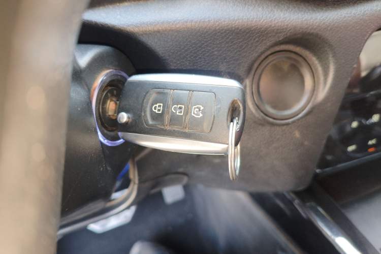 Used Dongfeng Fengon S560 2018 1.8L CVT Comfort Model 7 Seats