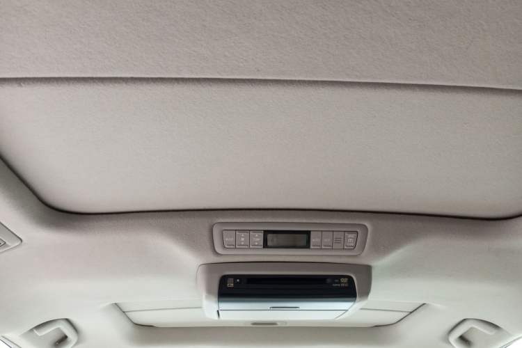 Used Toyota Previa 2007 3.5L 7-Seater Luxury Version
