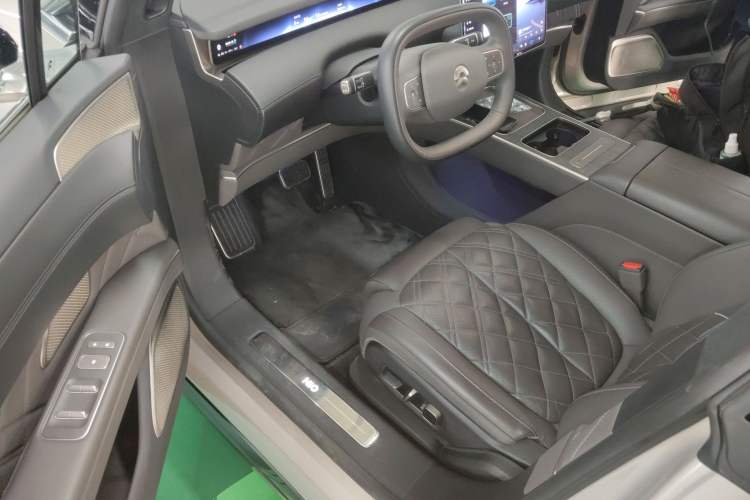 Used Nio ET9 2025 100kWh Signature Edition Driver Seat