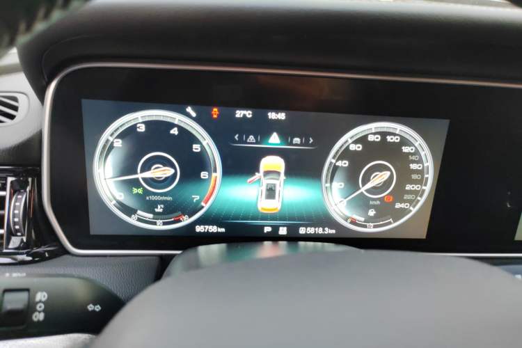 Used Hongqi HS5 2019 2.0T Smart Connect Flagship All-Wheel-Drive Version Instrument Cluster